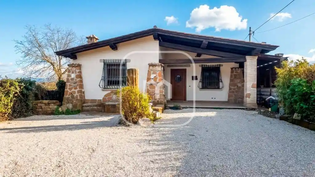 Villa in vendita a San Cesareo