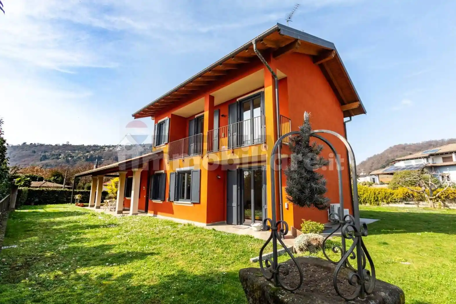 Villa in vendita a Lesa