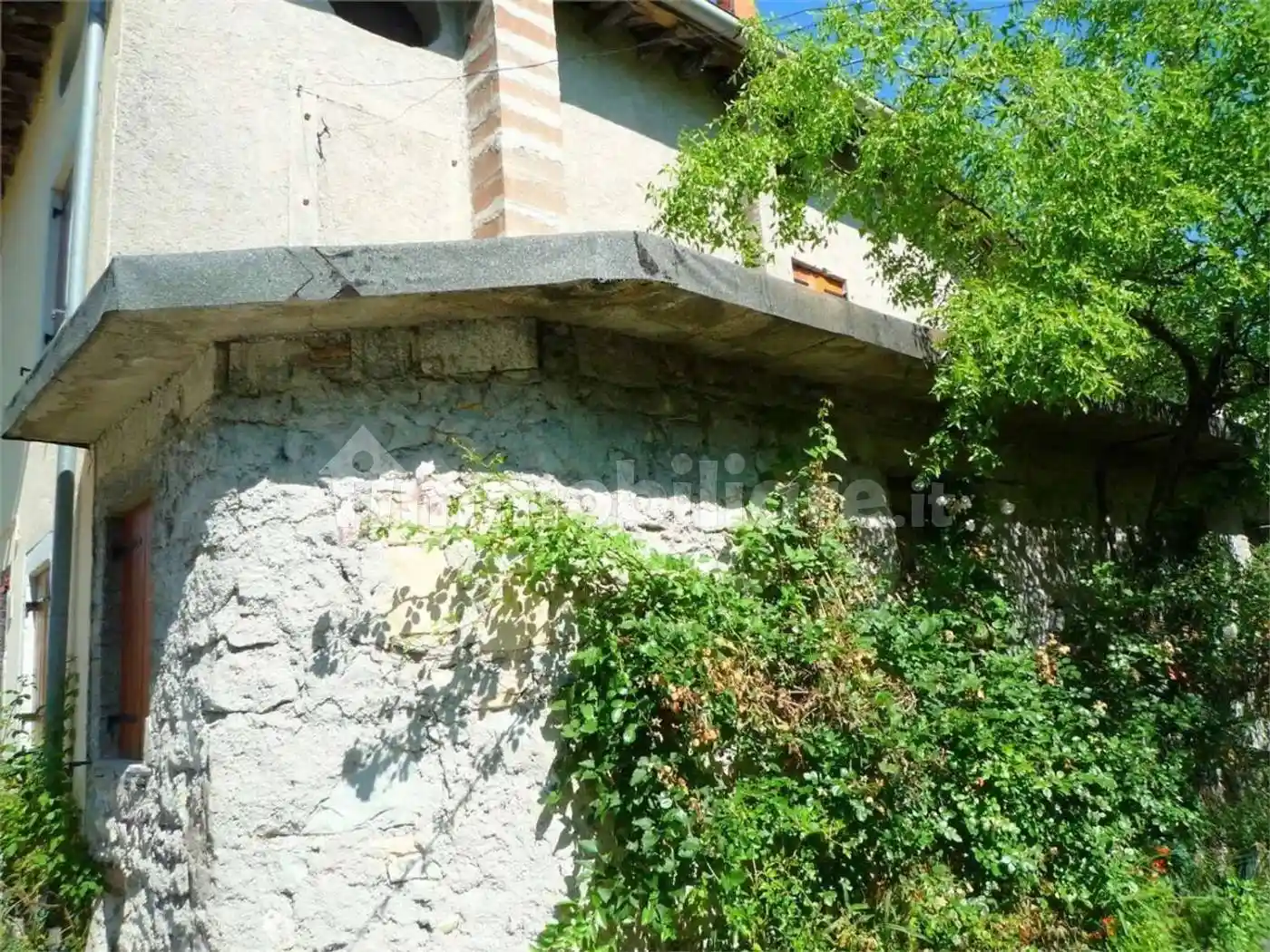 Rustico - Casale in vendita a Vittorio Veneto