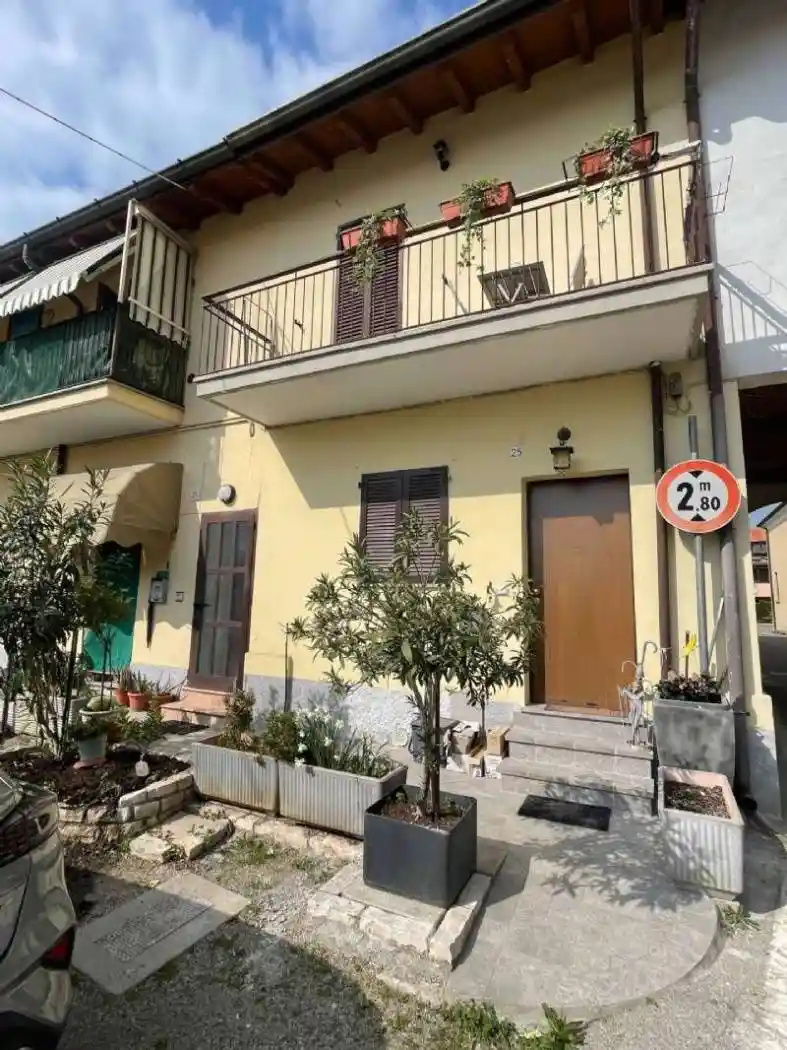 Casa indipendente in vendita a Bellusco