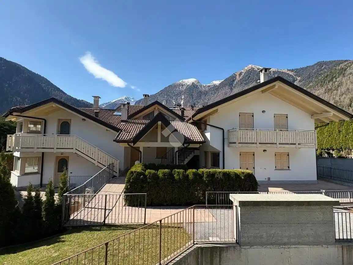 Appartamento in vendita a Pinzolo