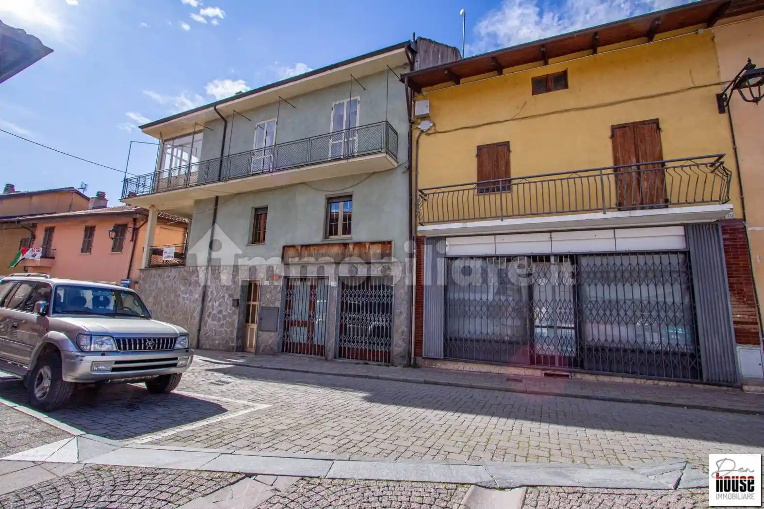 Casa indipendente in vendita a Sant'Ambrogio di Torino