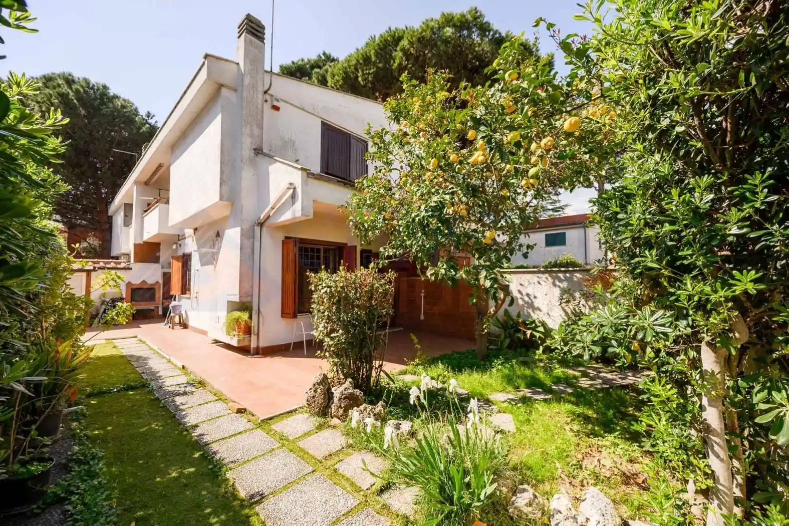 Villa in vendita a Ladispoli