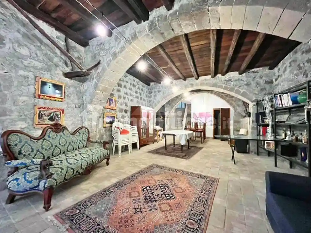 Appartamento in vendita a Montefiascone