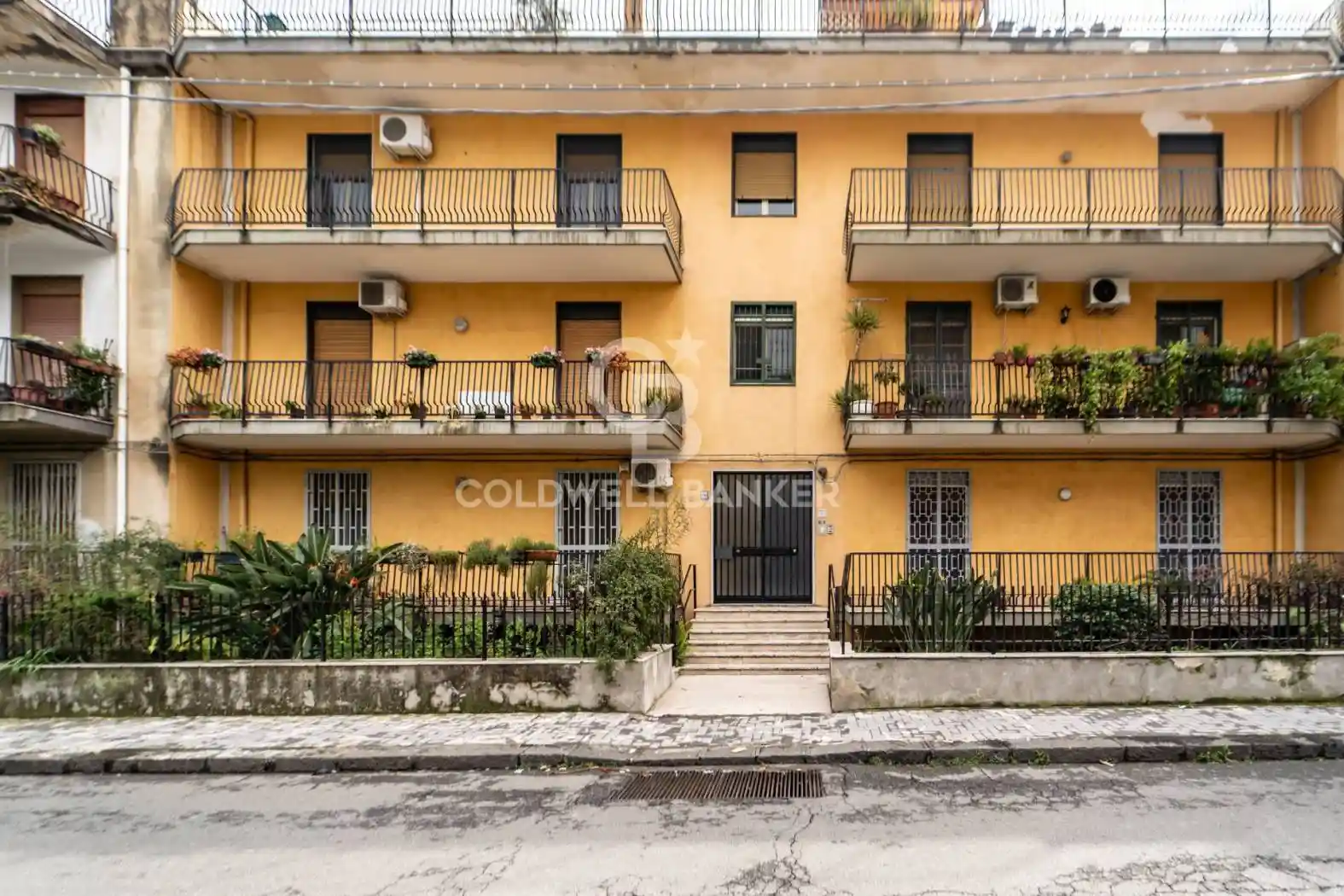 Appartamento in vendita a Aci Catena