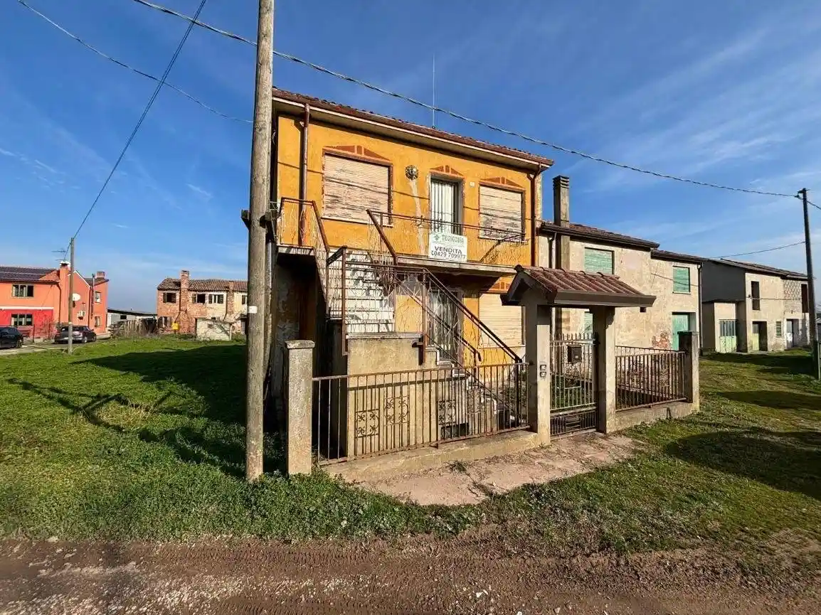 Casa indipendente in vendita a Stanghella