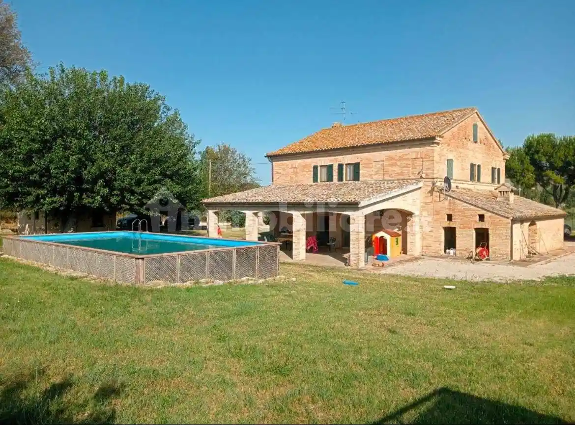 Rustico - Casale in vendita a Recanati