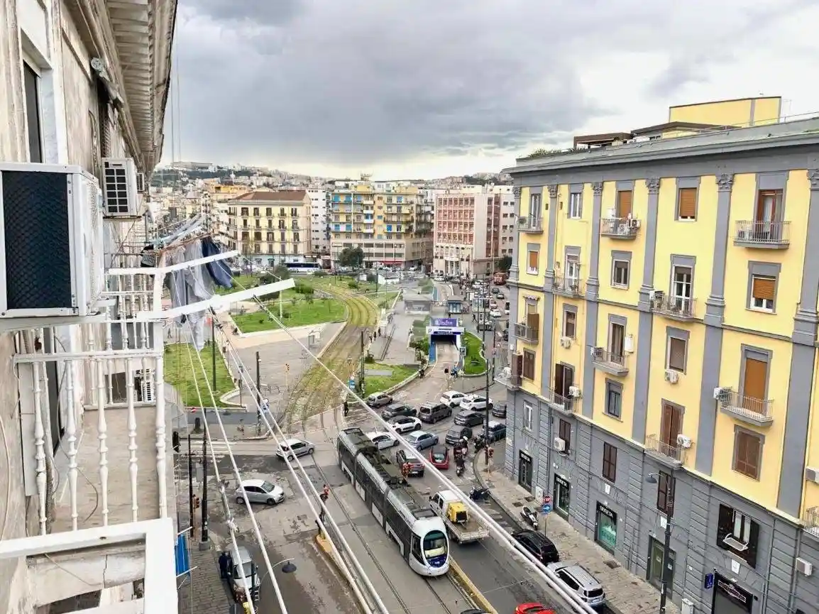 Appartamento in vendita a Napoli