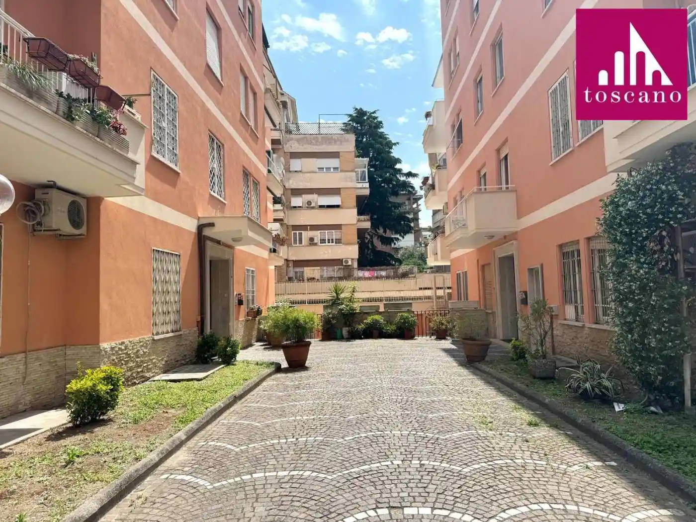 Appartamento in vendita a Roma