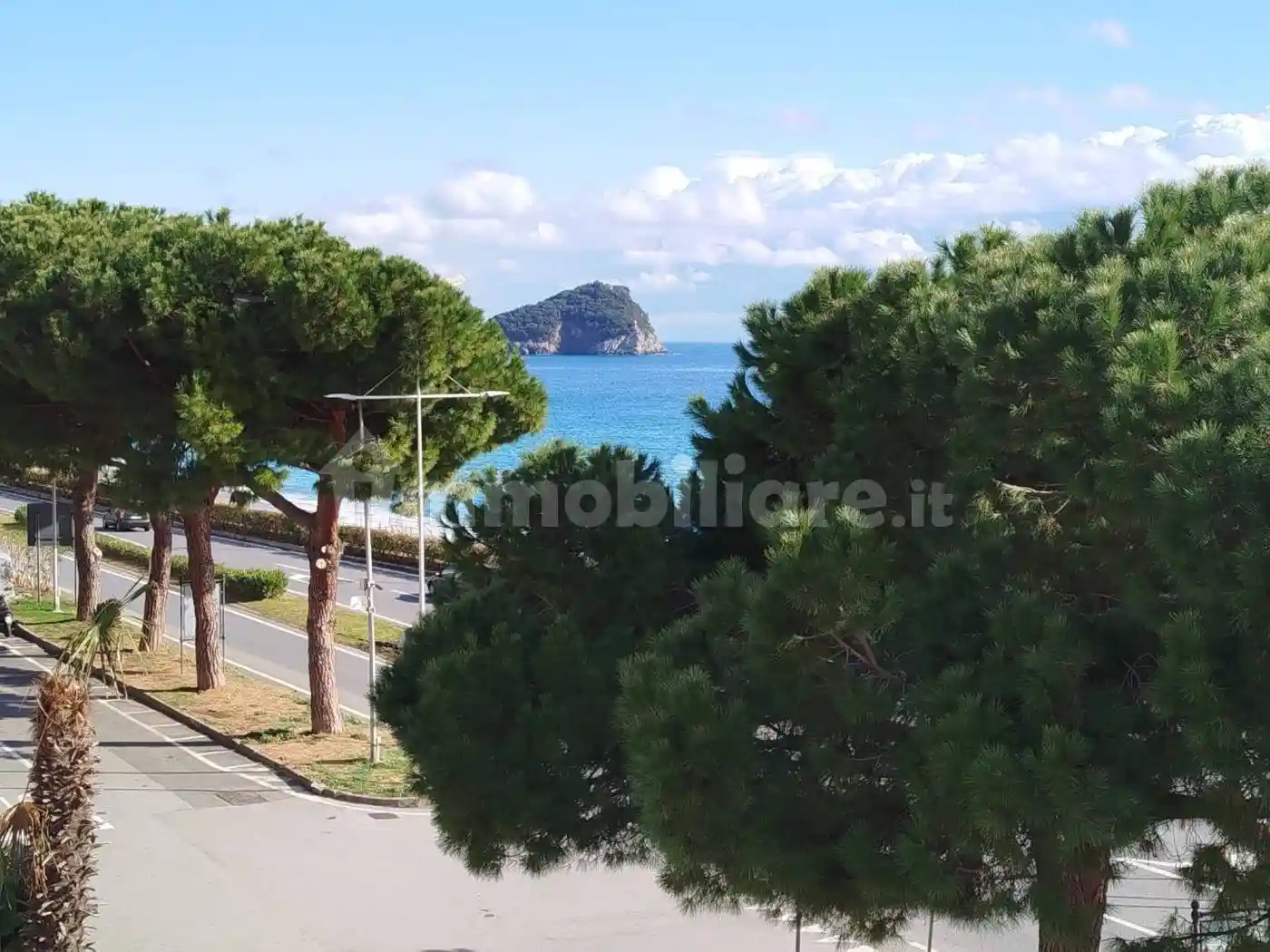 Appartamento in vendita a Spotorno