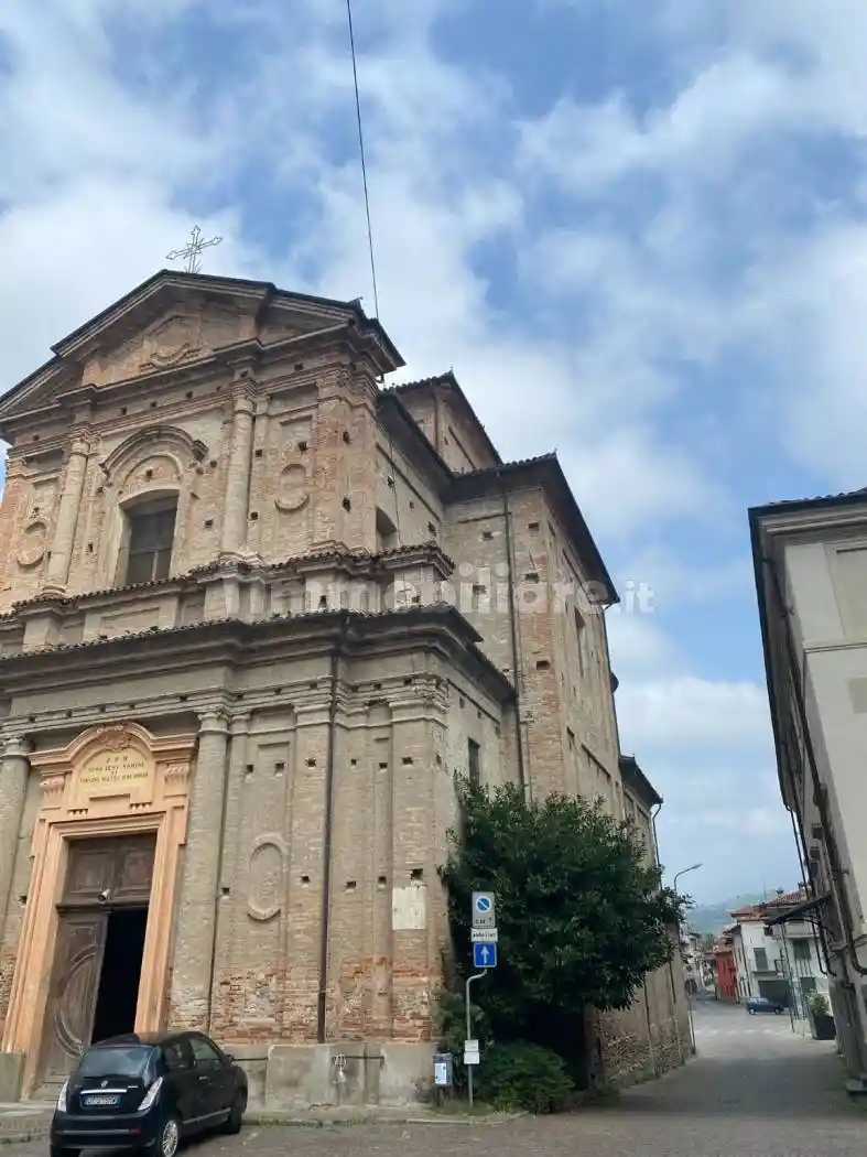 Casa indipendente in vendita a Dogliani