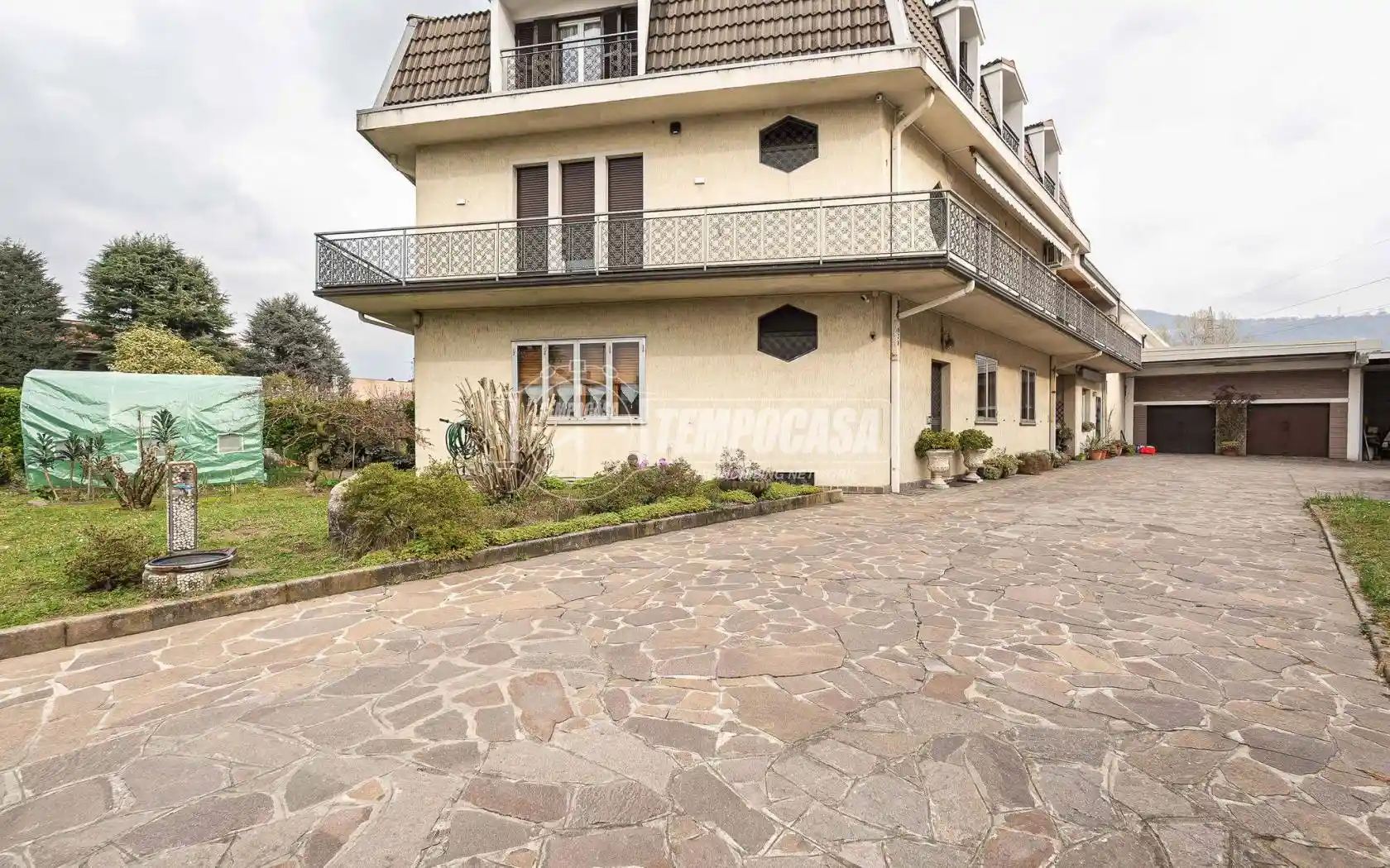 Appartamento in vendita a Oggiono