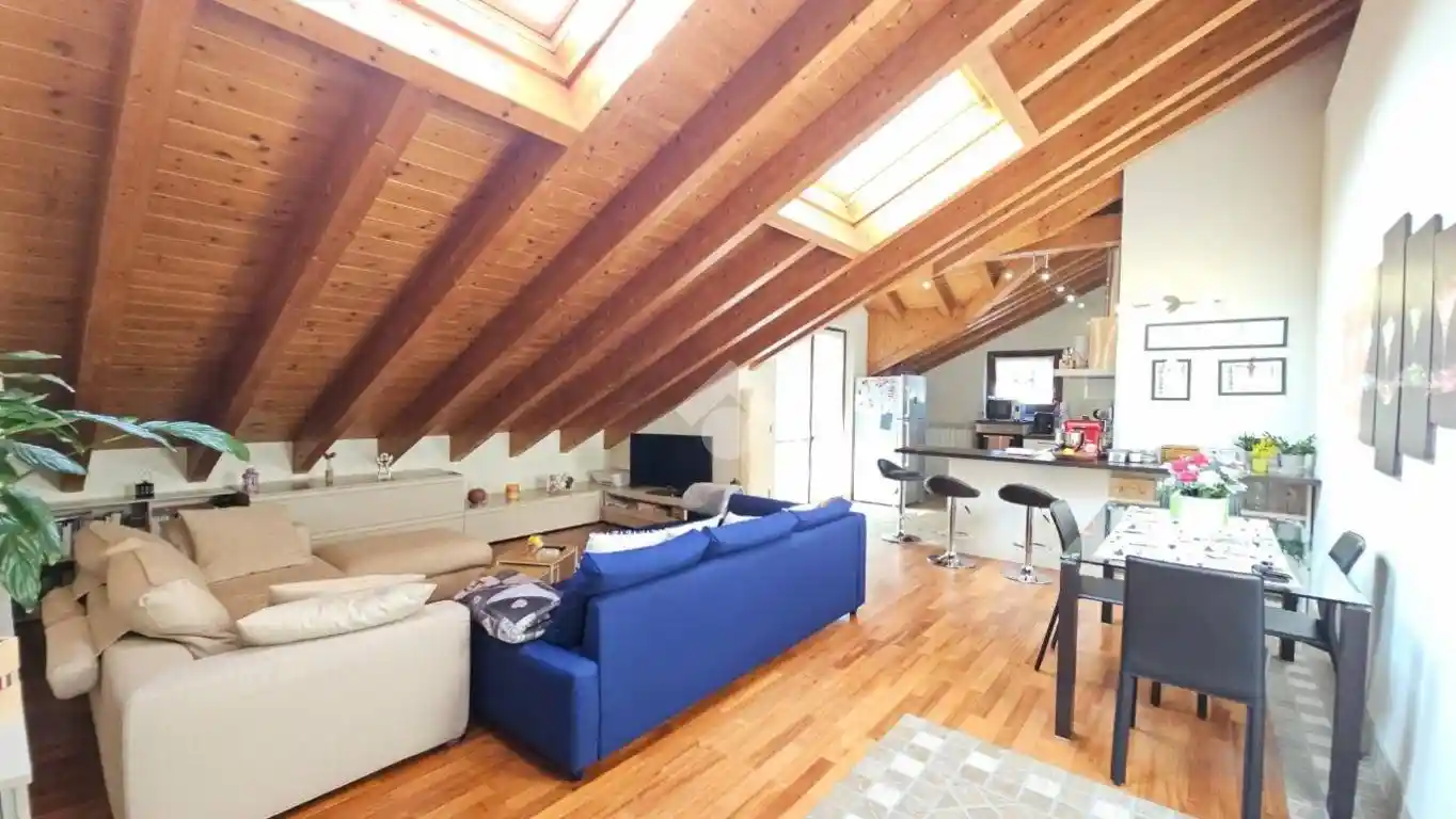 Appartamento in vendita a Induno Olona