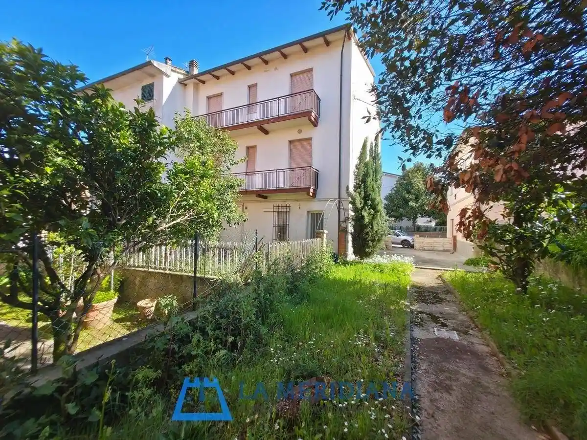 Casa indipendente in vendita a Lamporecchio