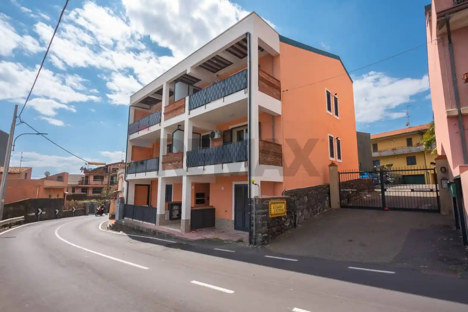 Loft in vendita a Aci Castello