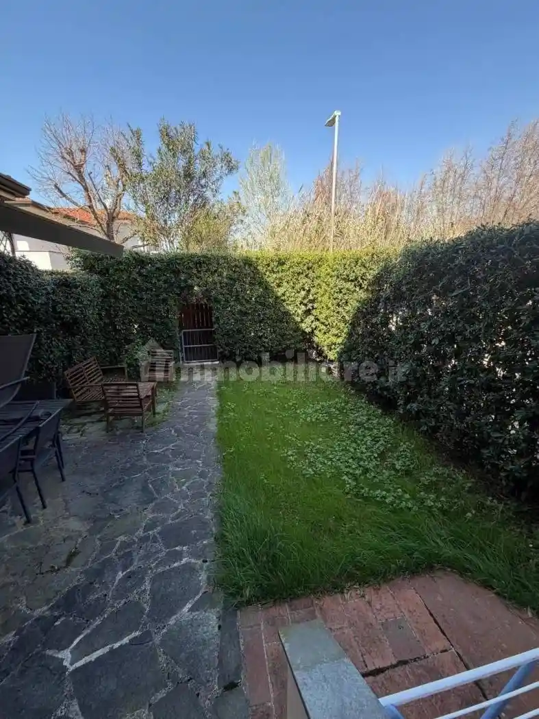 Villetta a schiera in affitto a Forte dei Marmi