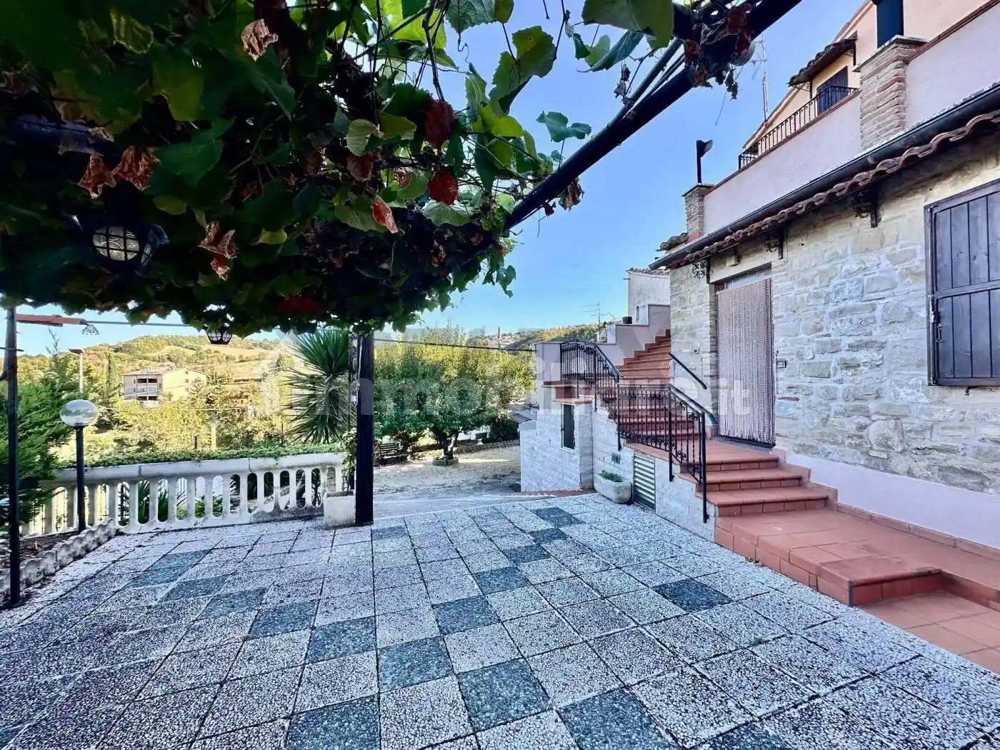 Casa indipendente in vendita a Cingoli