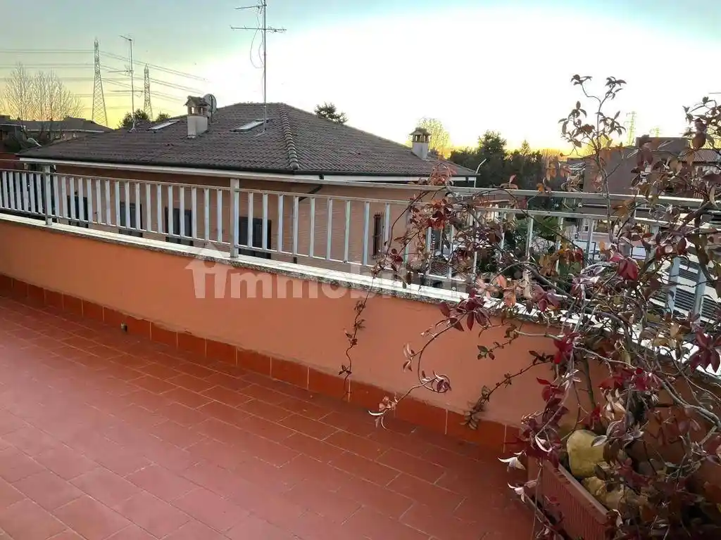 Appartamento in affitto a Arese