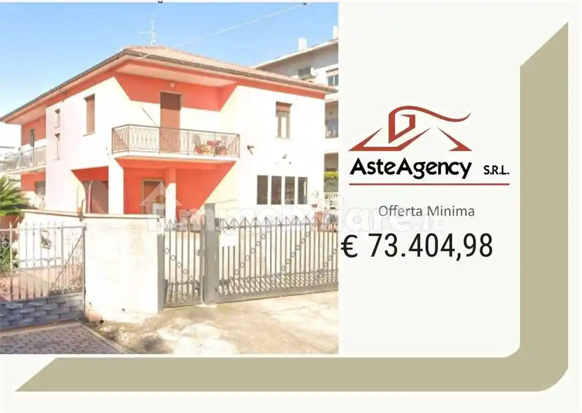 Casa indipendente in vendita a Collecorvino