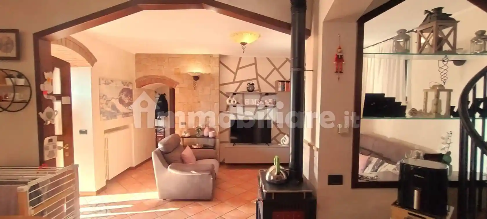 Casa indipendente in vendita a Zandobbio