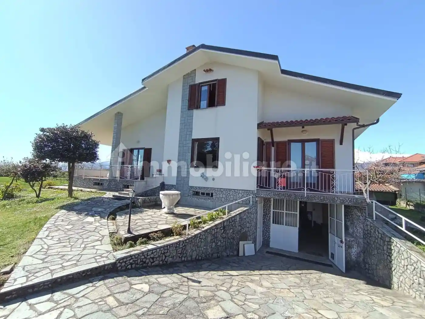 Villa in vendita a Bricherasio