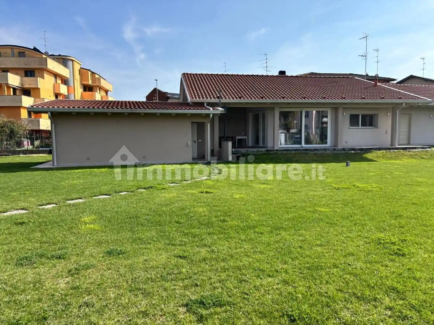 Villa in vendita a Novara