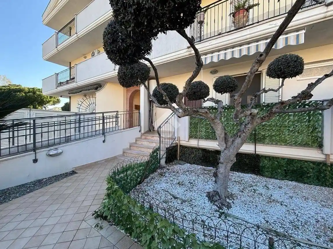 Appartamento in vendita a Pineto