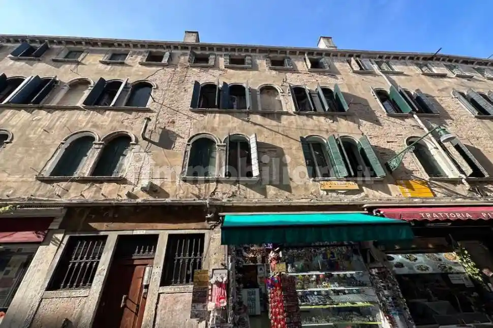 Appartamento in vendita a Venezia
