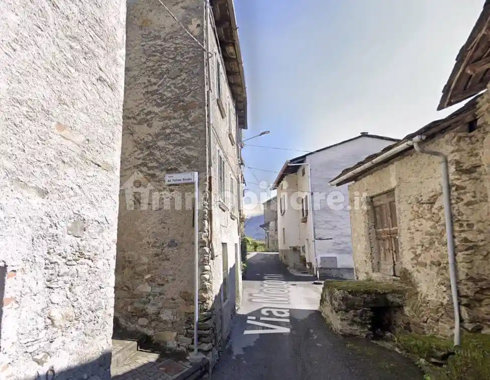 Appartamento in vendita a Castione Andevenno