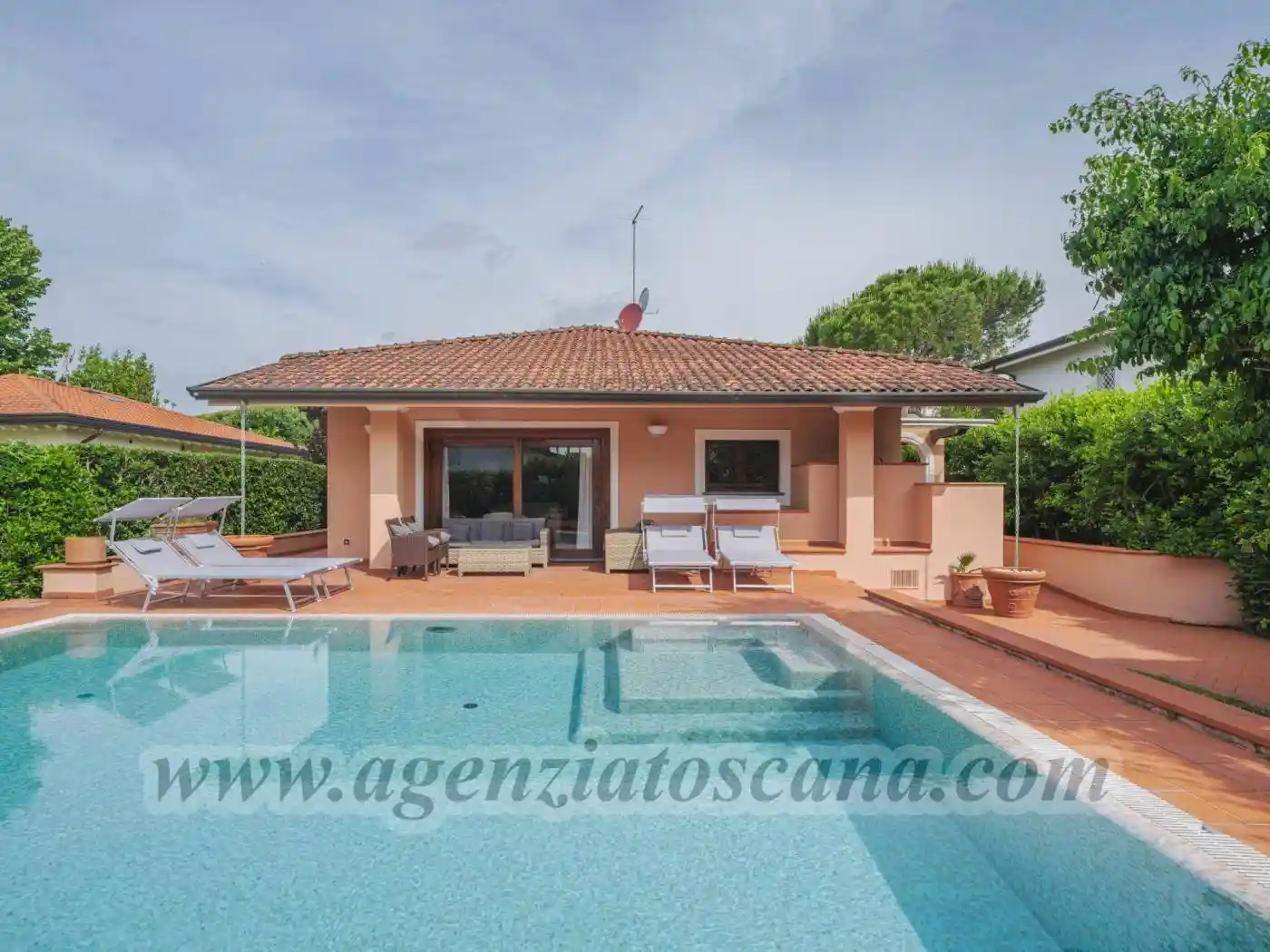 Villa in affitto a Forte dei Marmi