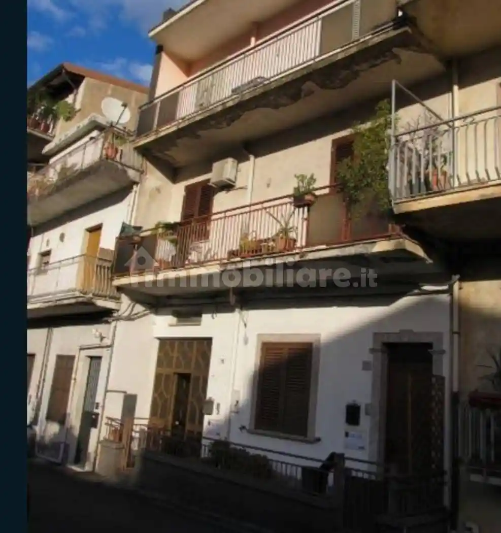 Appartamento in vendita a Fiumefreddo di Sicilia