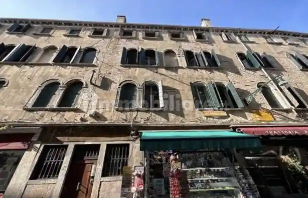 Appartamento in vendita a Venezia