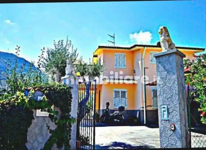 Villa in vendita a Acquedolci