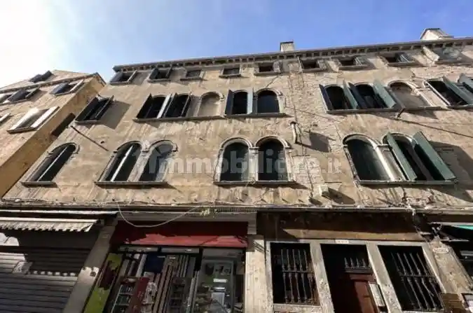 Appartamento in vendita a Venezia