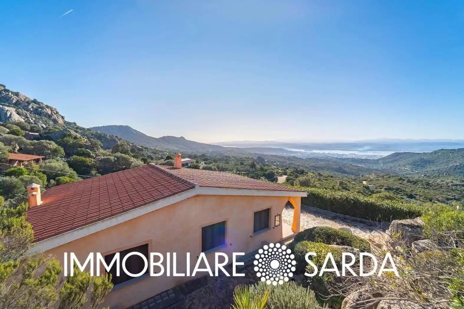 Villa in vendita a Olbia