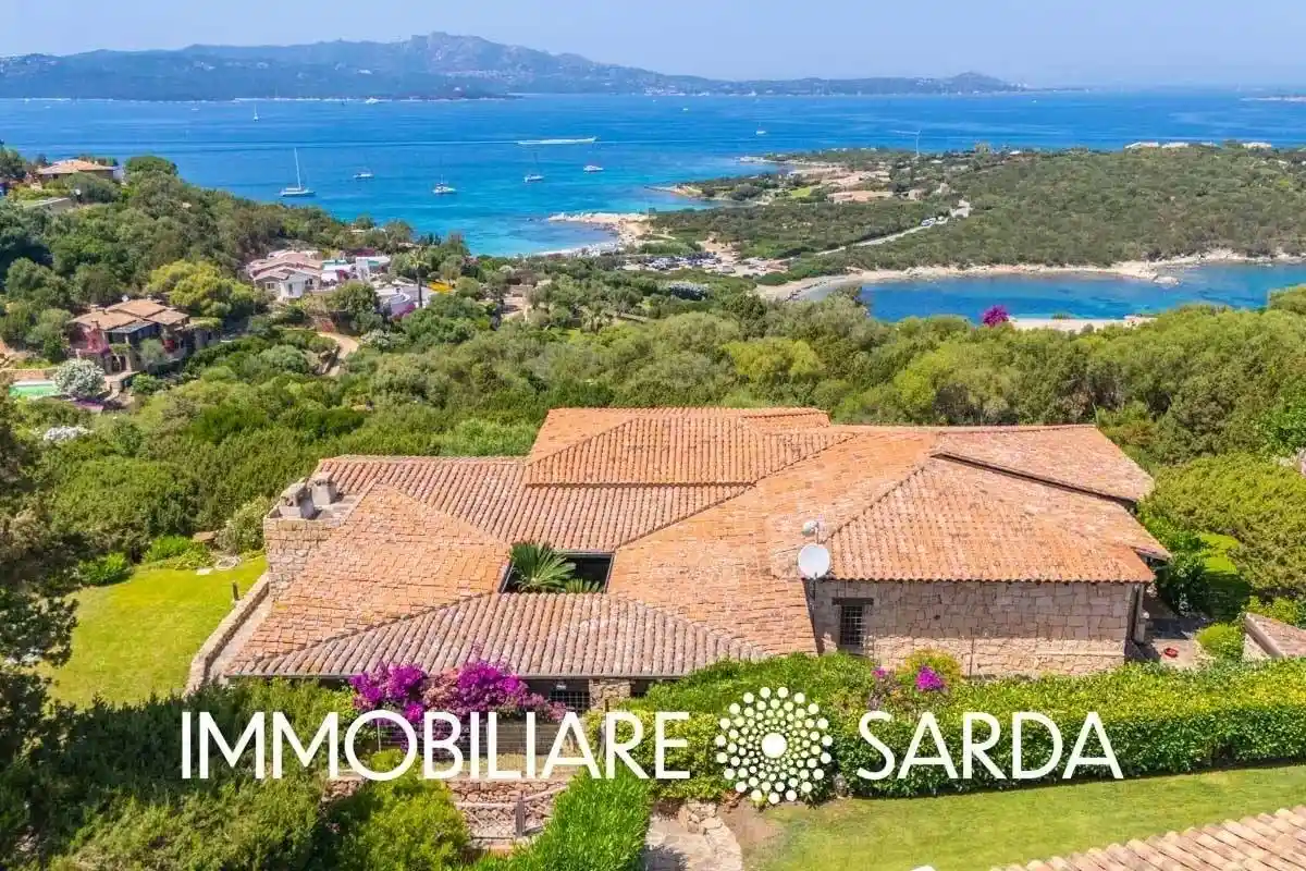 Villa in vendita a Olbia