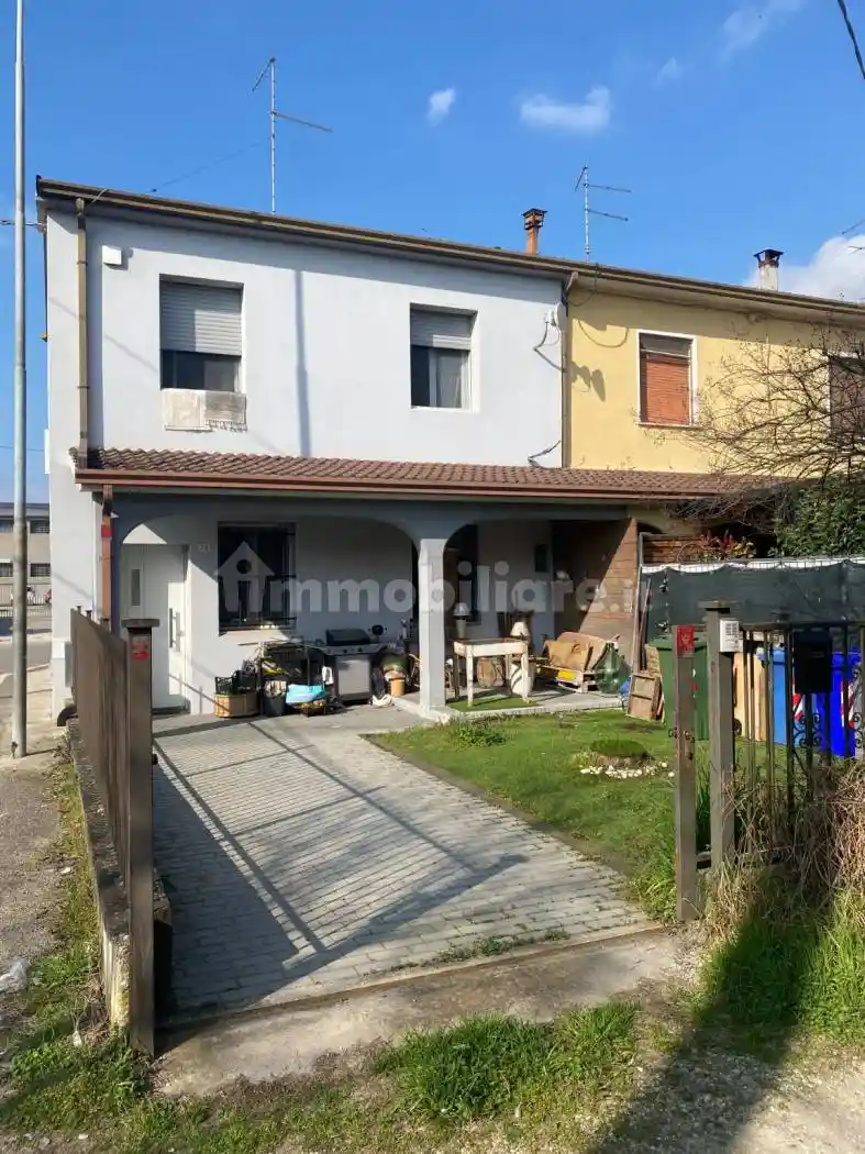 Villa in vendita a Sanguinetto