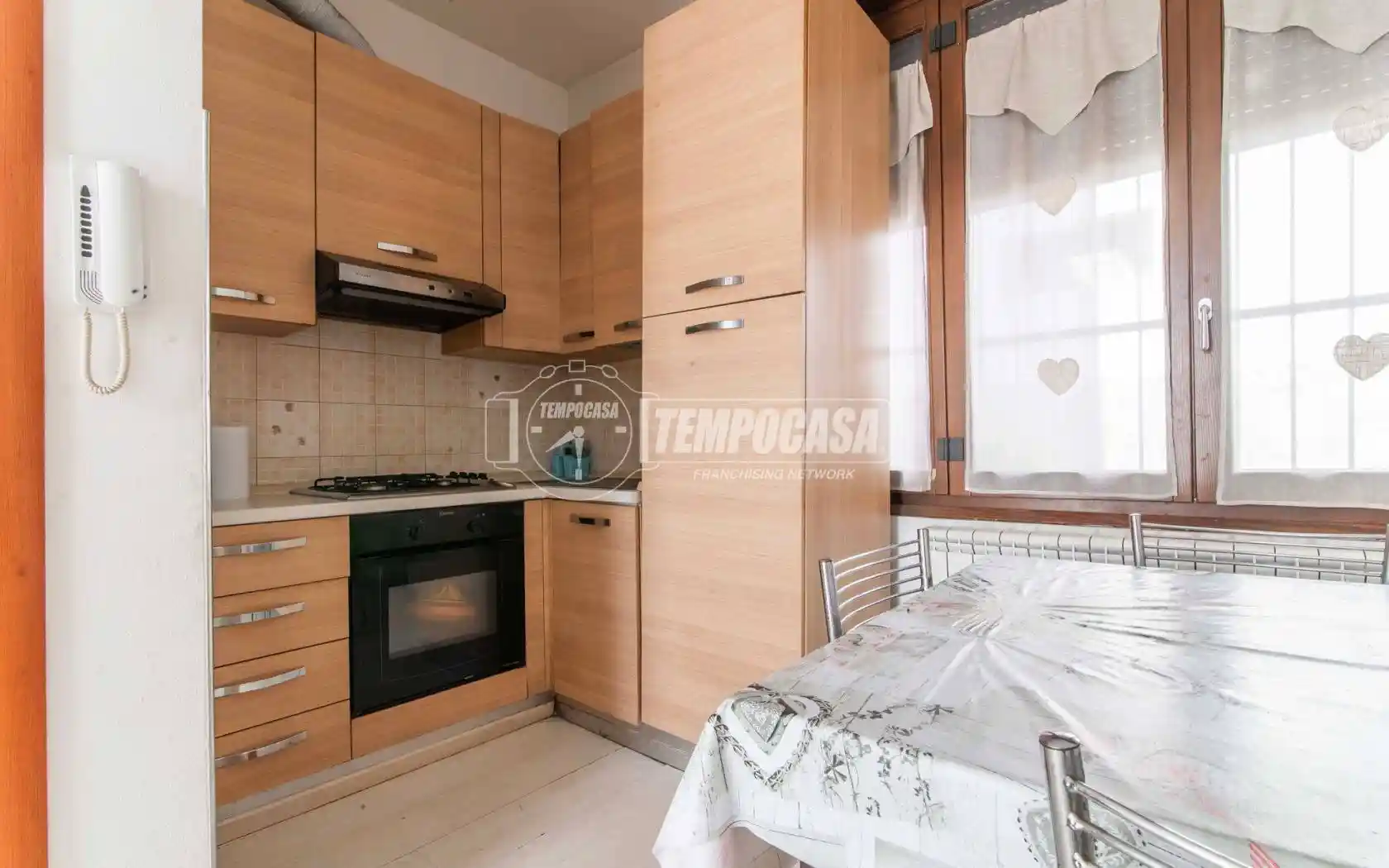 Appartamento in vendita a Oltrona di San Mamette