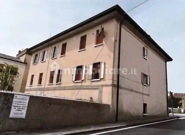 Appartamento in vendita a Due Carrare