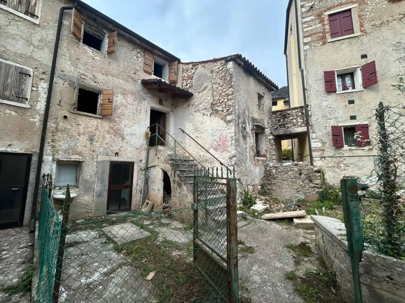 Rustico - Casale in vendita a Pove del Grappa