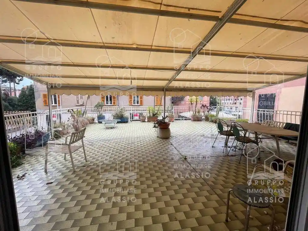 Appartamento in affitto a Rapallo