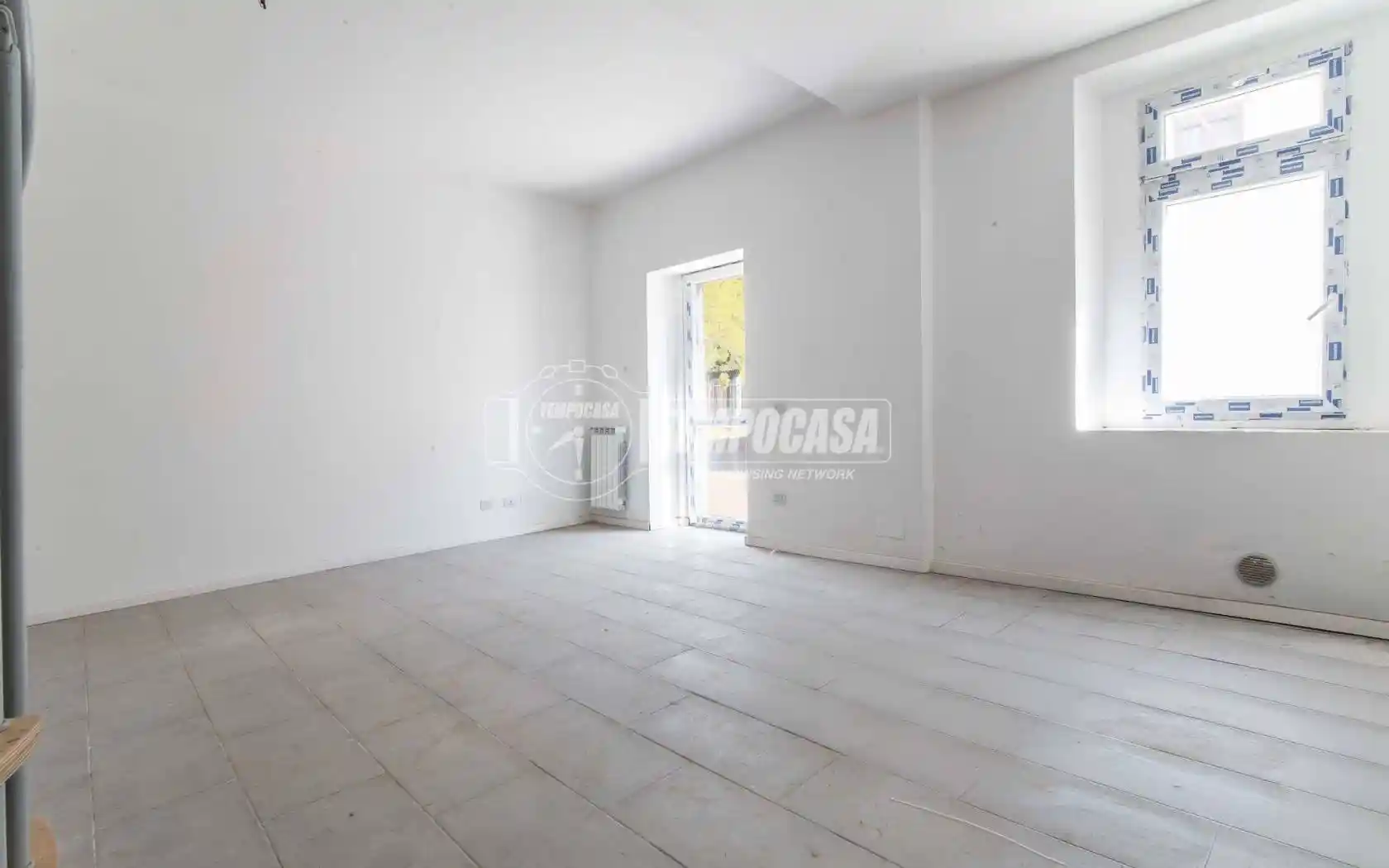 Appartamento in vendita a Gorla Minore