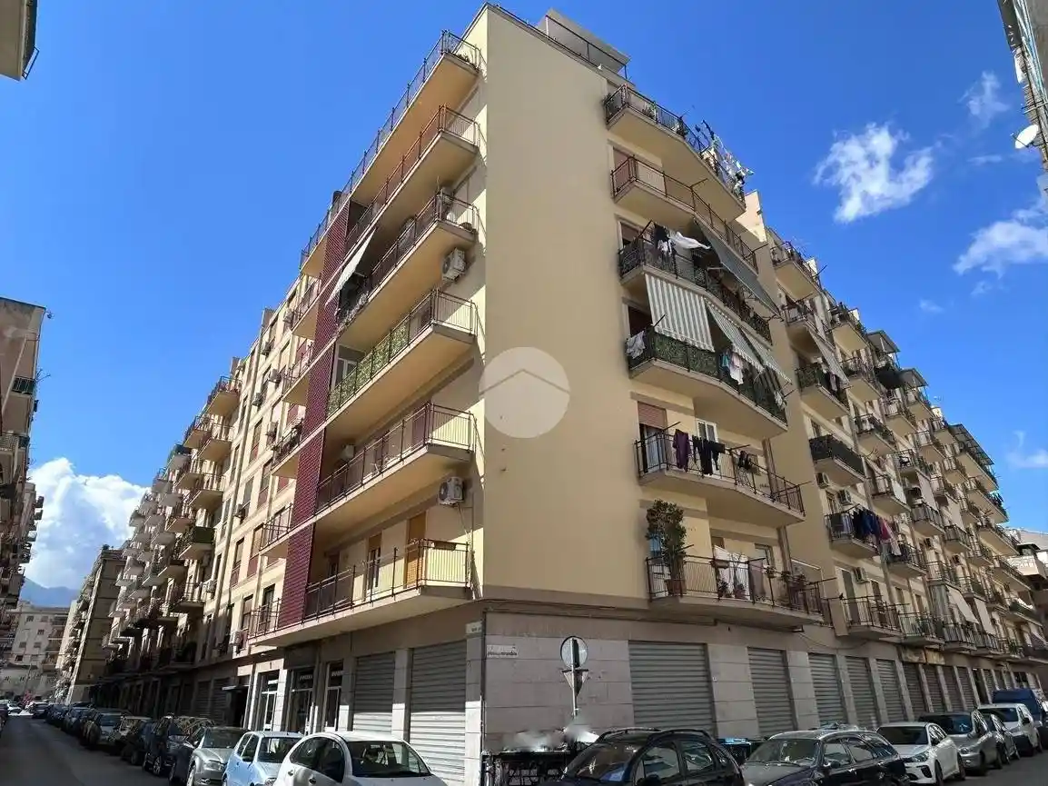 Appartamento in vendita a Palermo