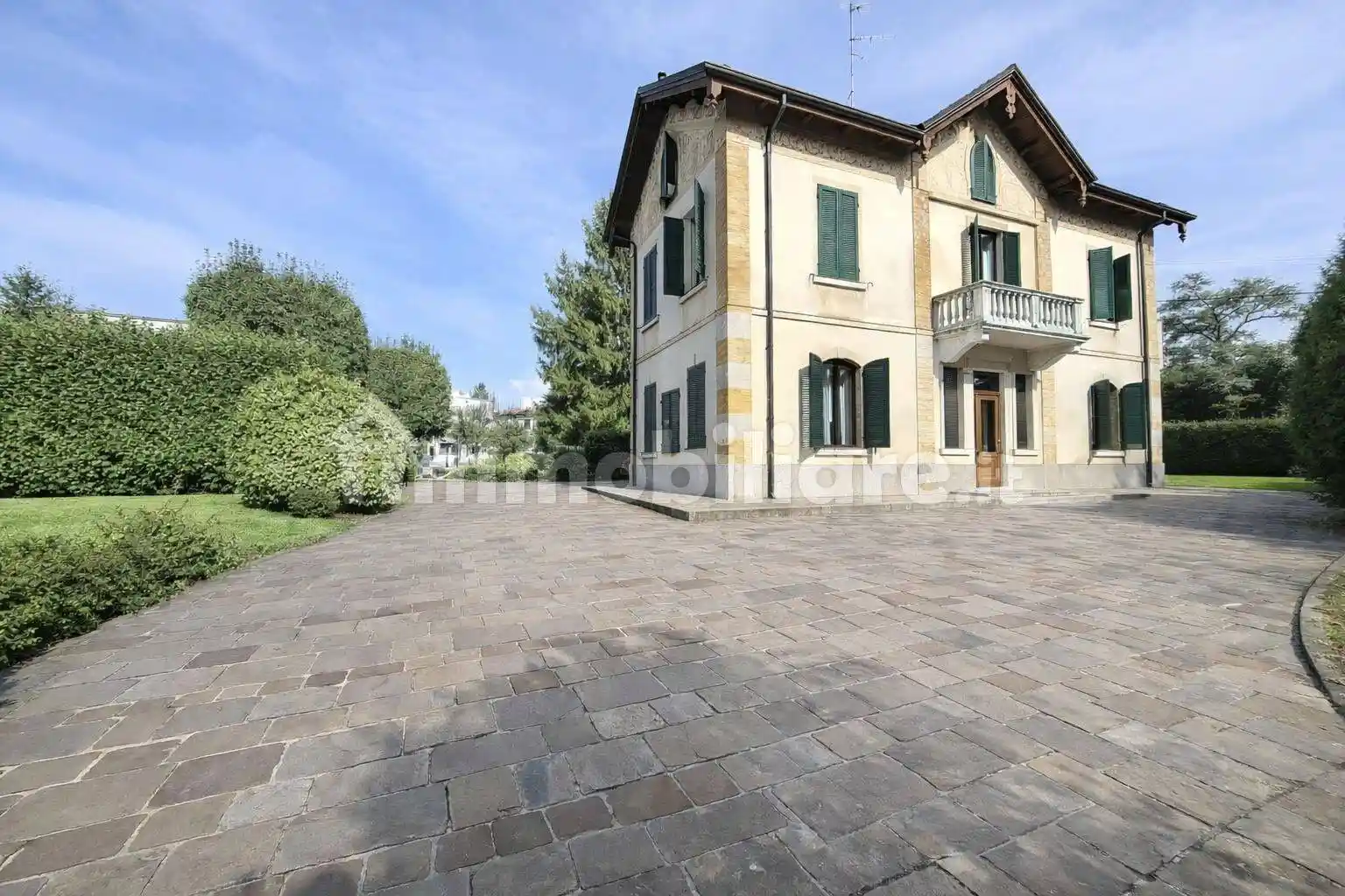 Villa in vendita a Villa Guardia