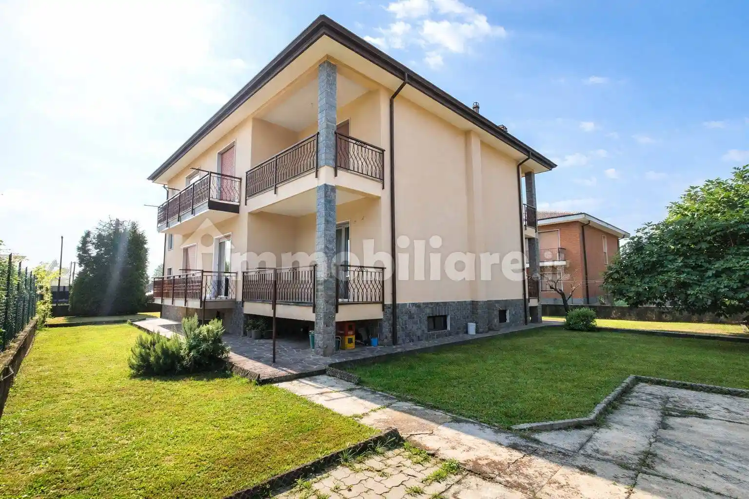 Villa in vendita a Venegono Inferiore