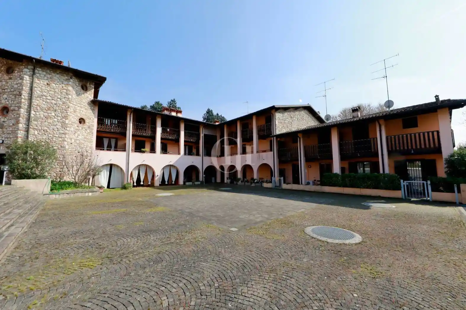 Appartamento in vendita a Padenghe sul Garda