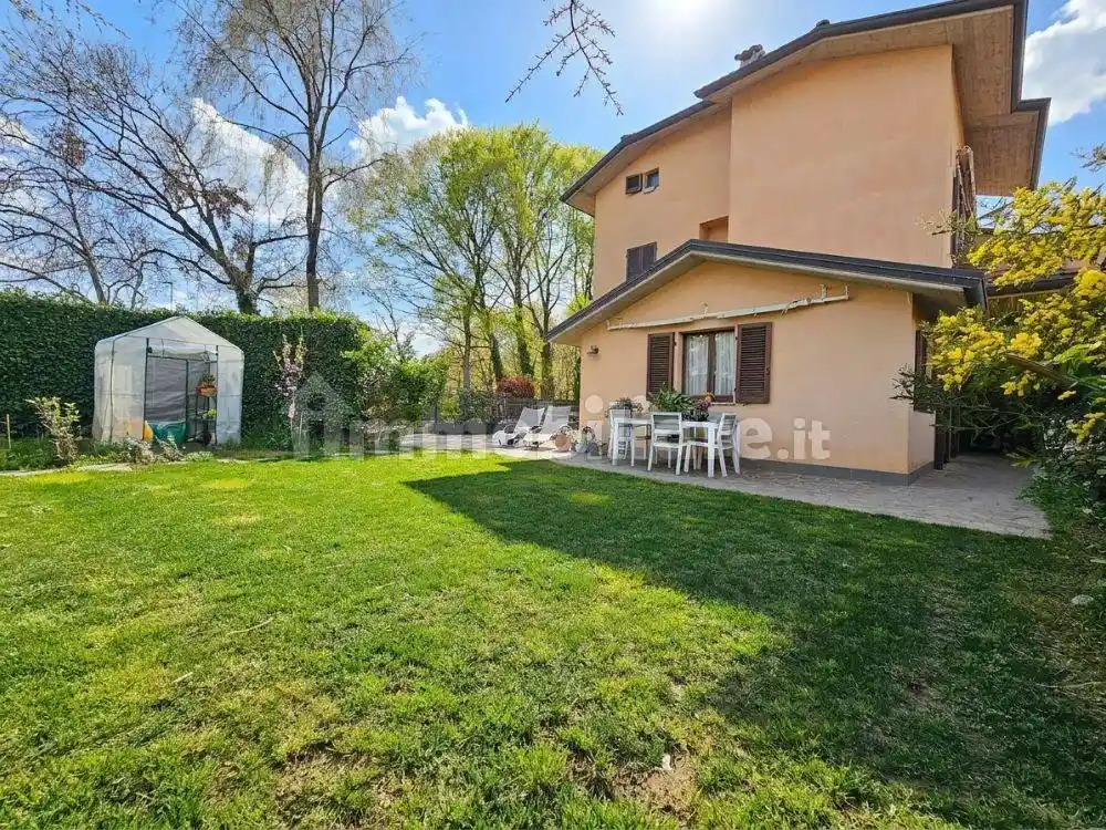 Appartamento in vendita a Terno d'Isola