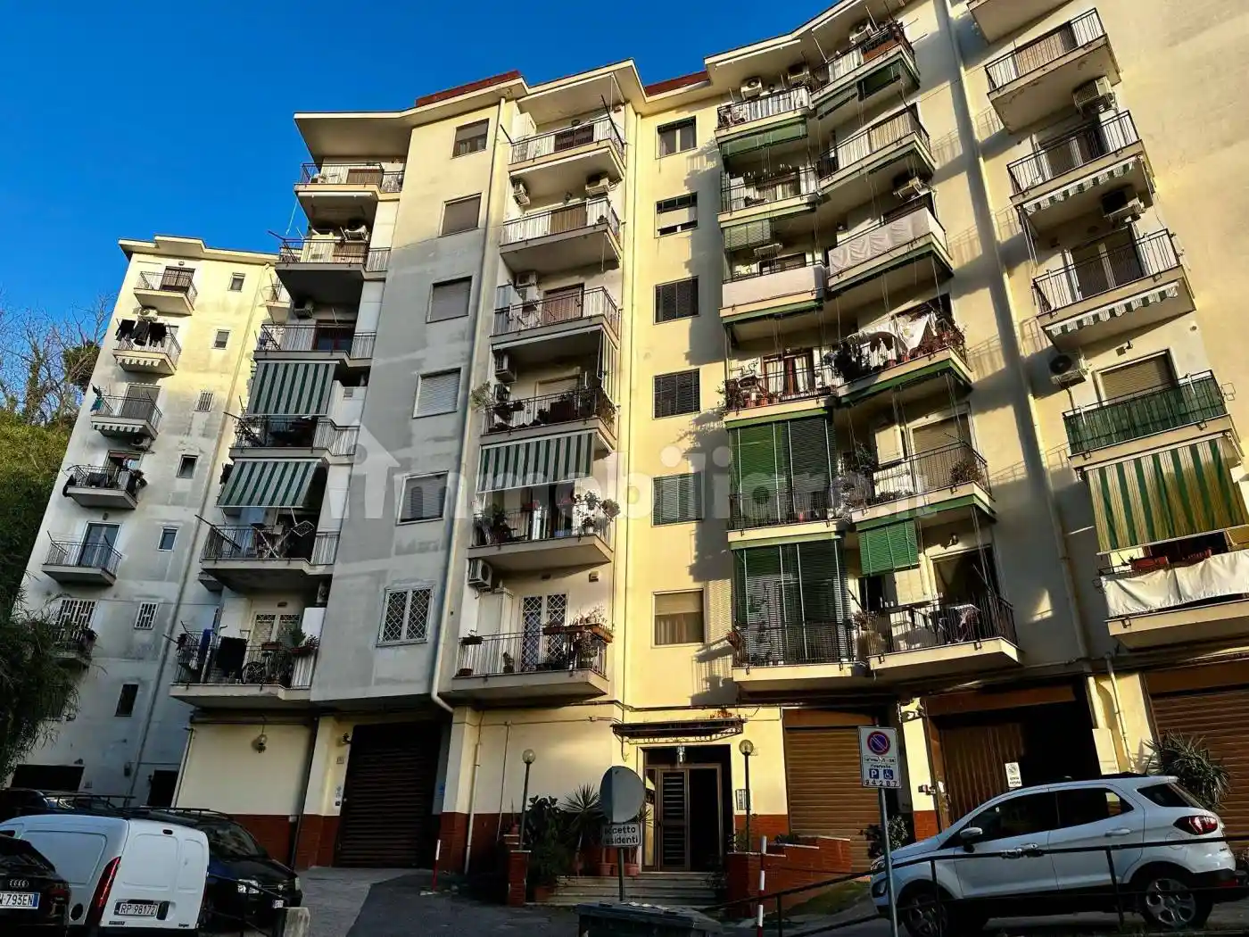 Appartamento in vendita a Napoli