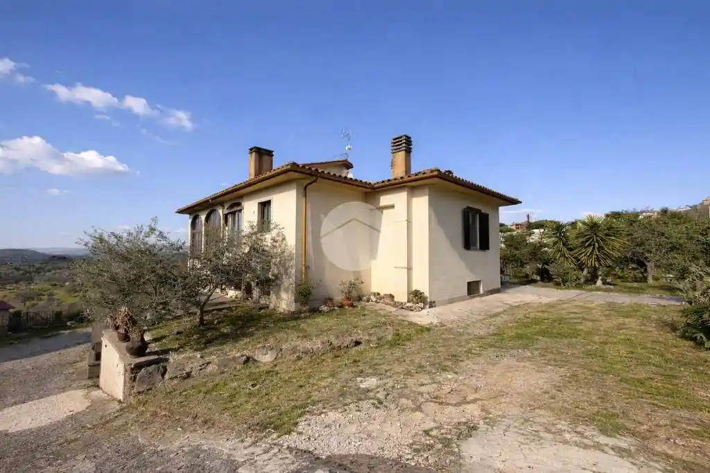 Villa in vendita a Magliano Sabina