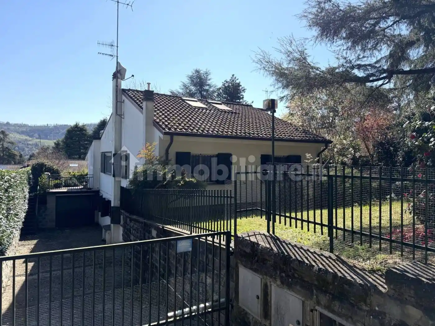 Villa in vendita a Pianoro